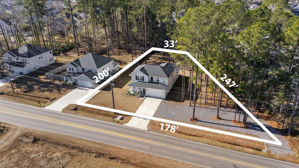 689 W Butternut Road, Summerville