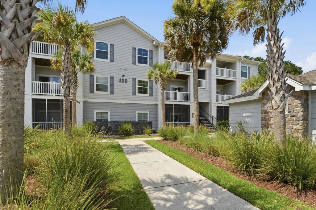 1300 Park West Boulevard 417, Mount Pleasant