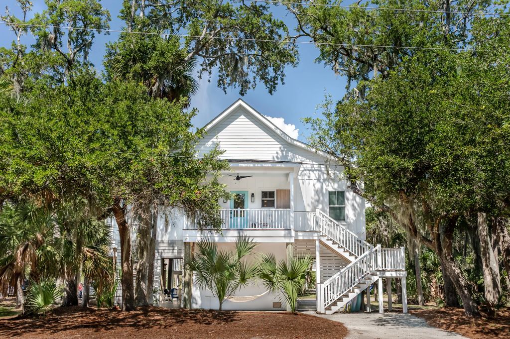 211 Jungle Road, Edisto Island