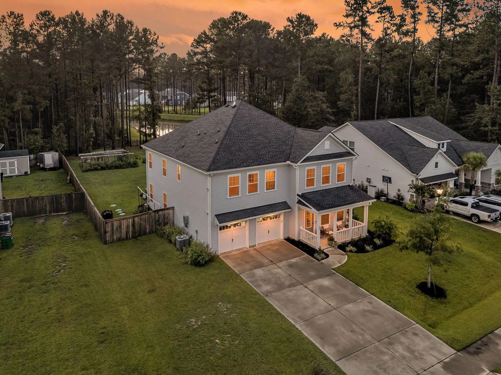 405 Henry Joseph Way, Huger