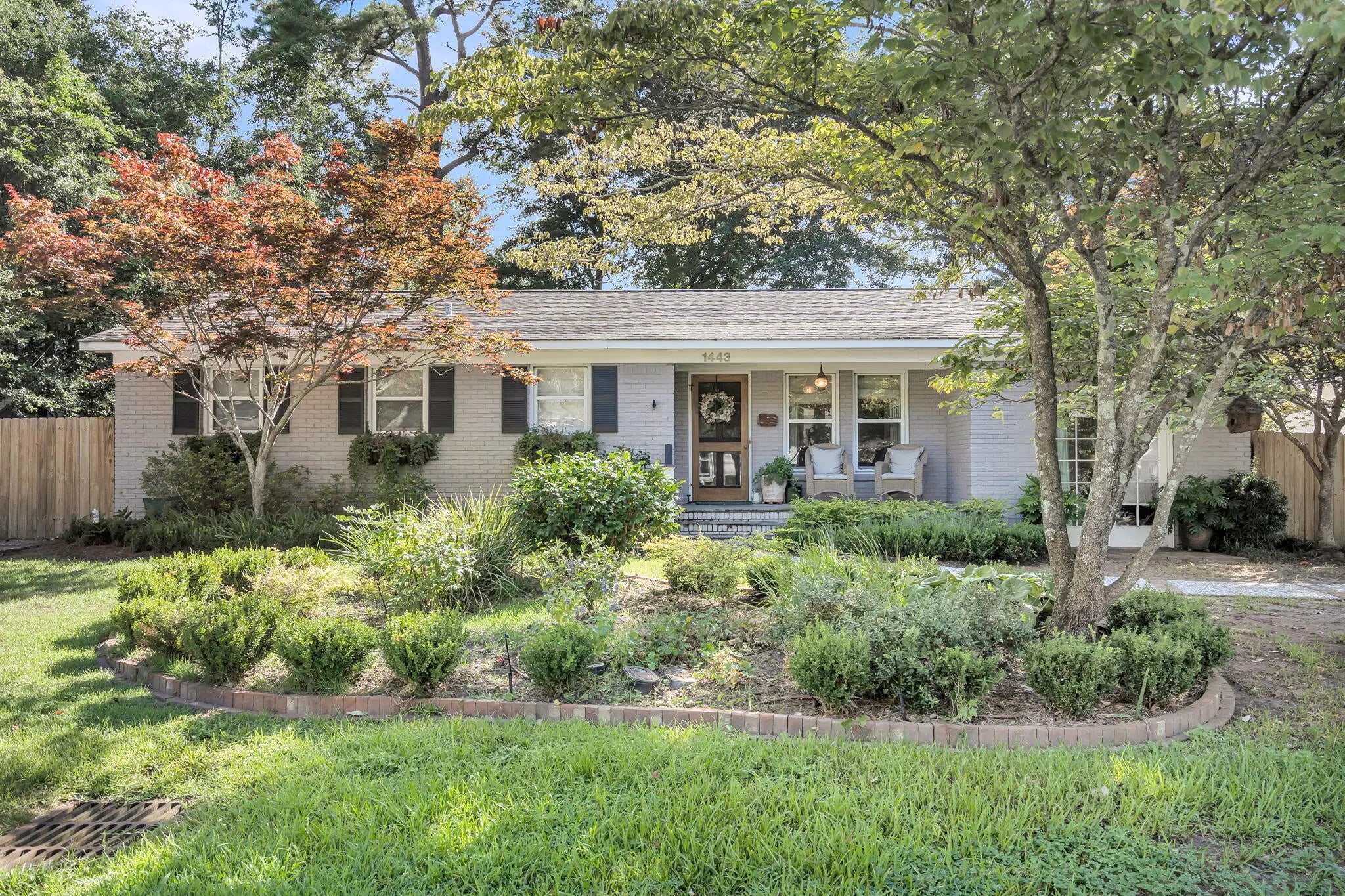 Photo of Listing #25023355