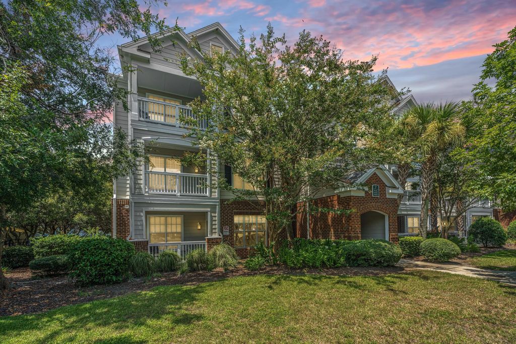 45 Sycamore Avenue Apt 724, Charleston