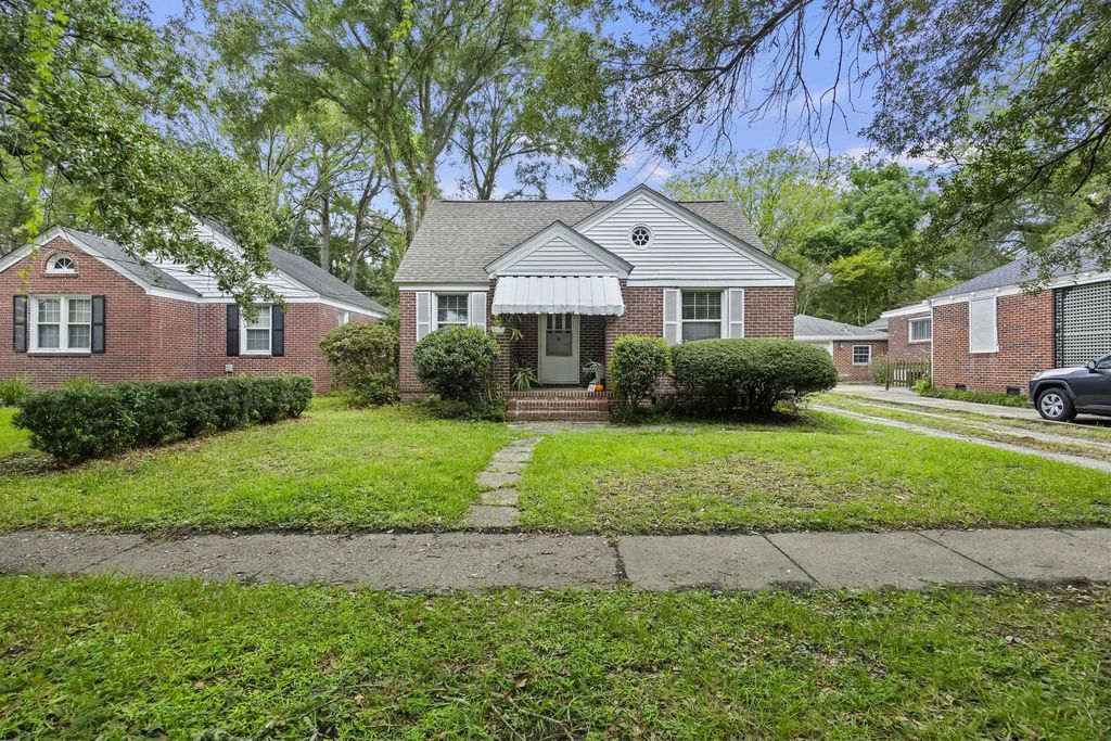 54 Yeadon Avenue, Charleston