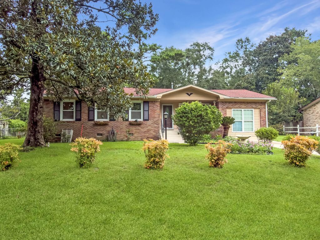 103 Wren Court, Summerville