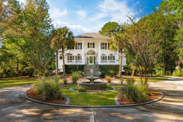 Photo of 3765 Colonel Vanderhorst Circle, Mount Pleasant SC