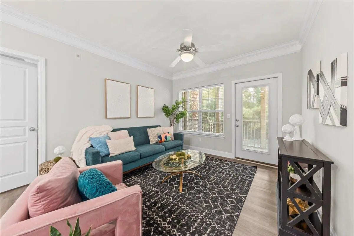 Photo of Listing #25015215