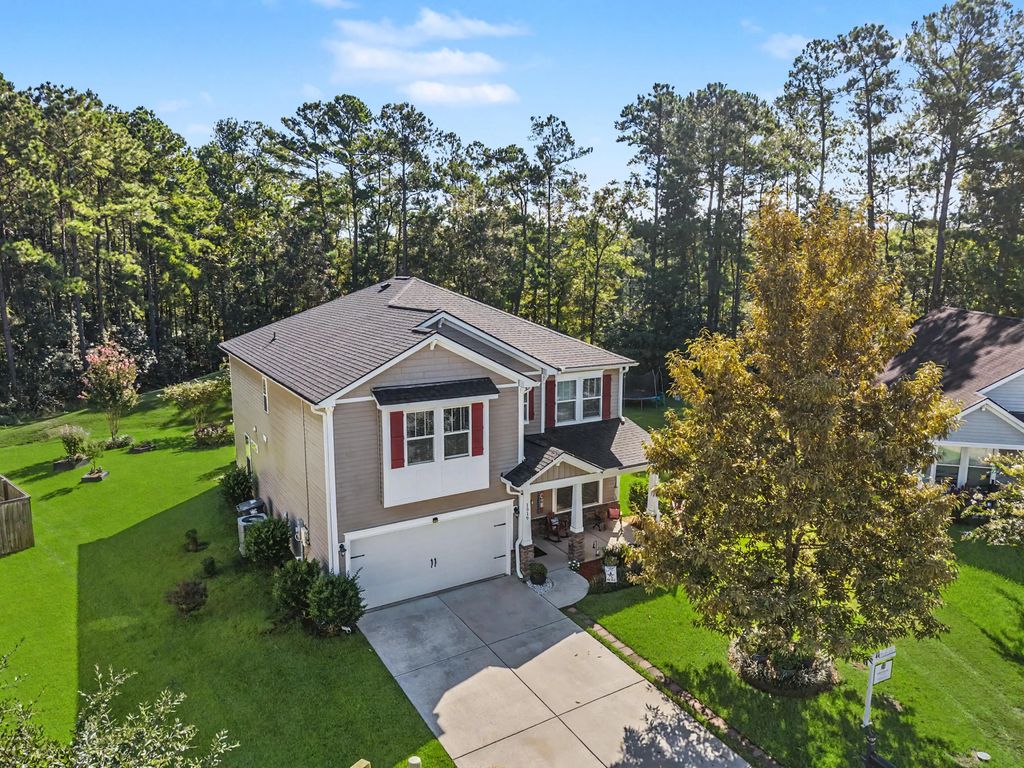 1519 Migration Point, Summerville