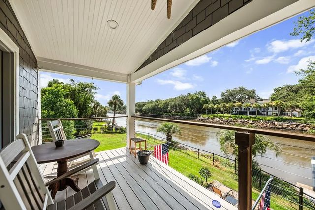 Photo of 1315 S Edgewater Drive, Charleston SC