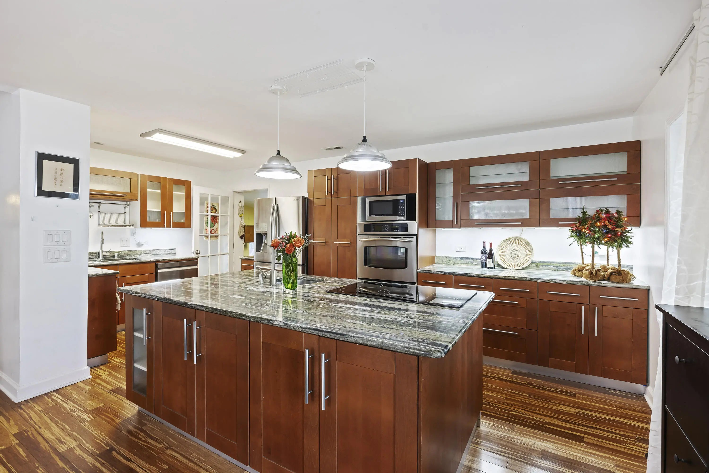 Photo of Listing #25032773