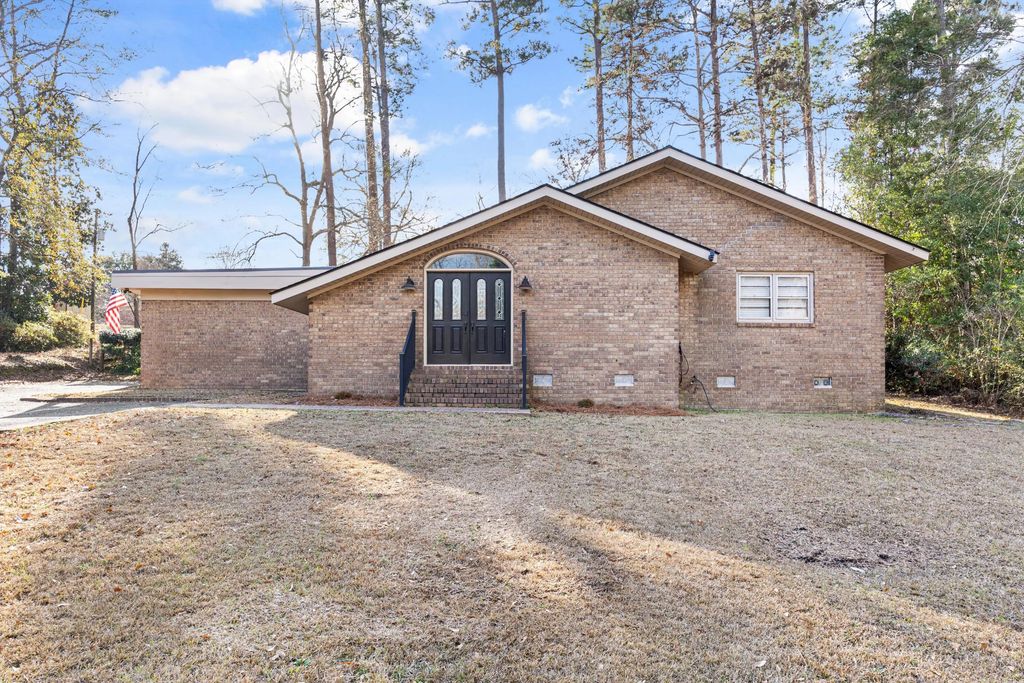 204 Brook Drive, Saint Matthews