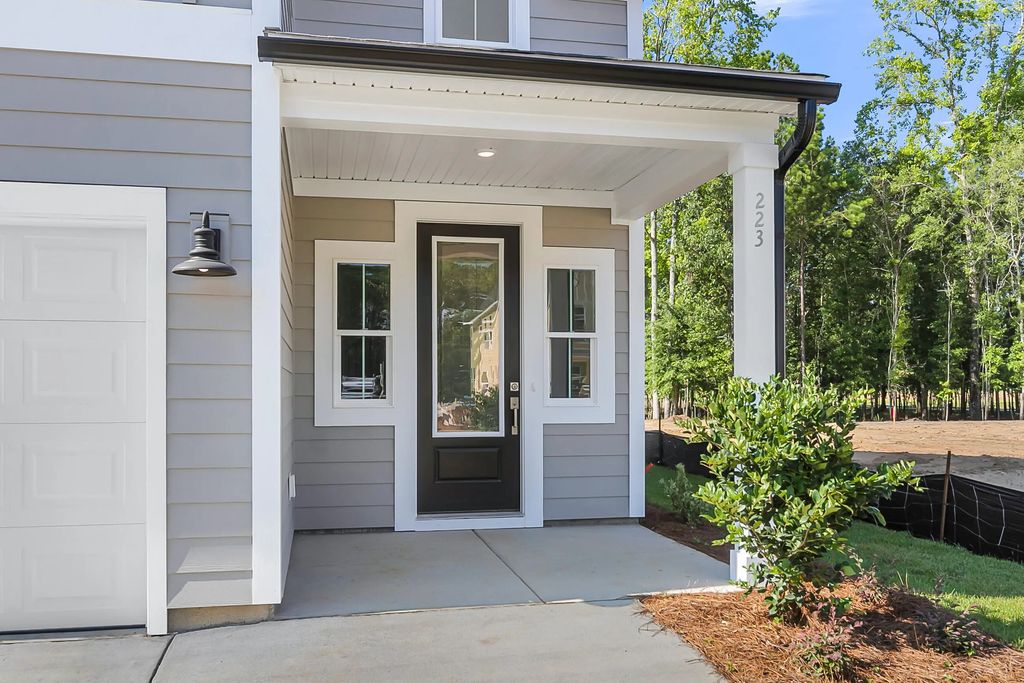 223 Crosswick Street, Summerville