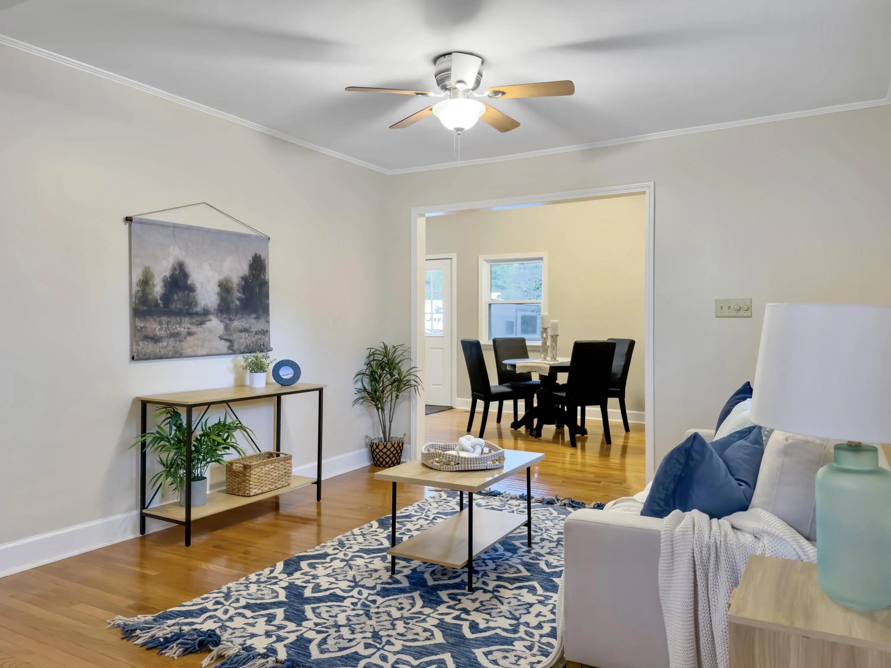 Photo of Listing #25031752