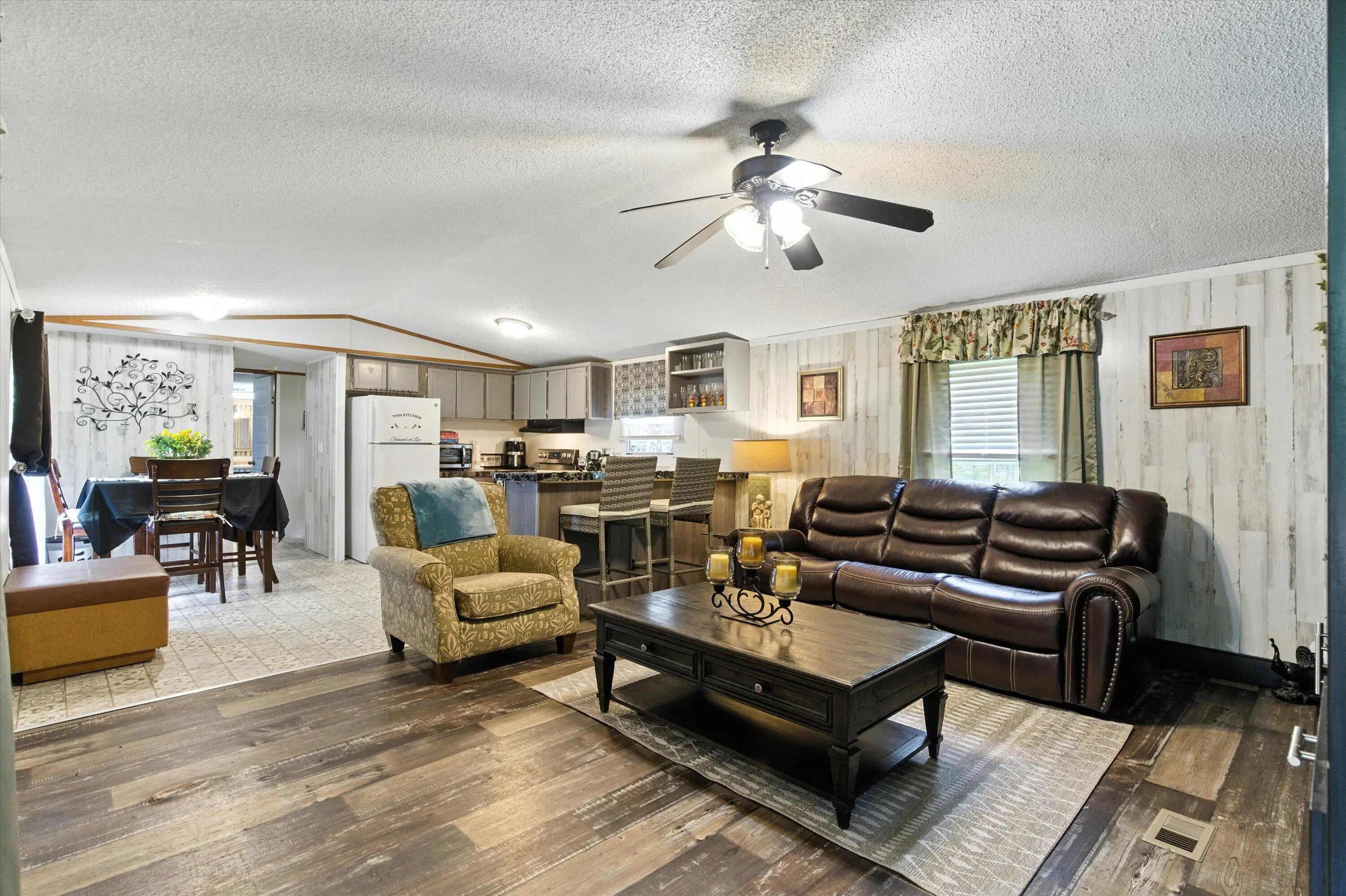 Photo of Listing #25021358