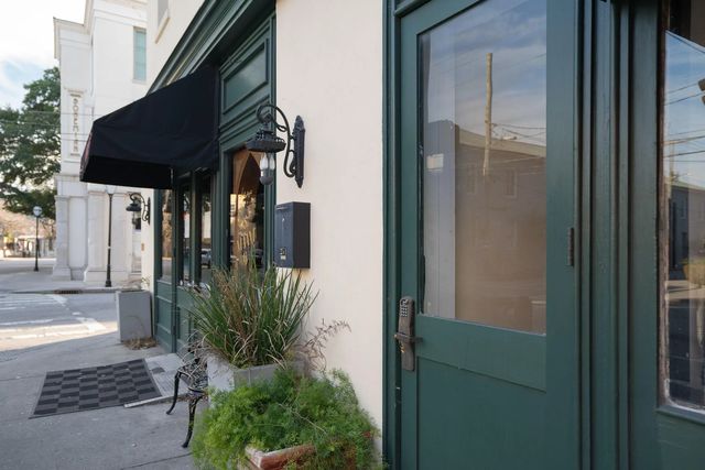 Photo of 54 Wentworth Street Apt 9, Charleston SC