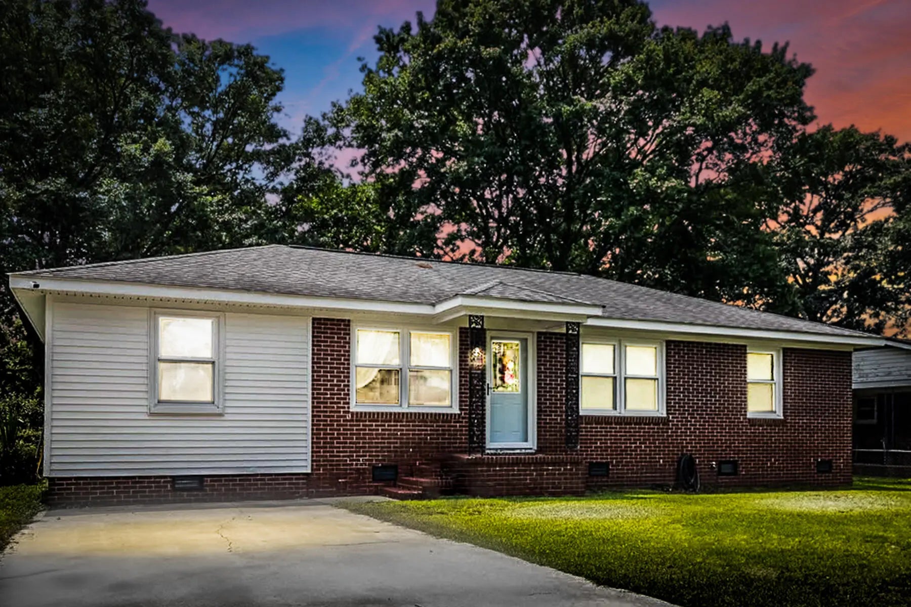 Photo of Listing #25015455