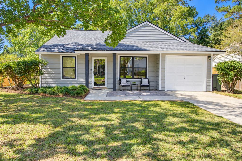 1139 Bellwood Road, Charleston