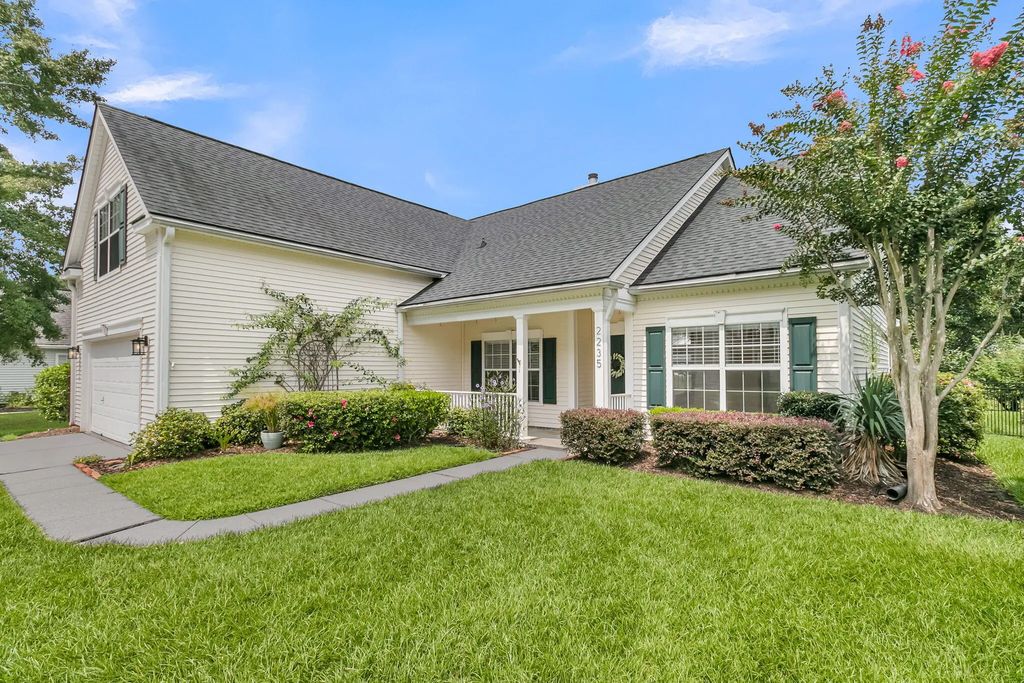 2235 Andover Way, Mount Pleasant