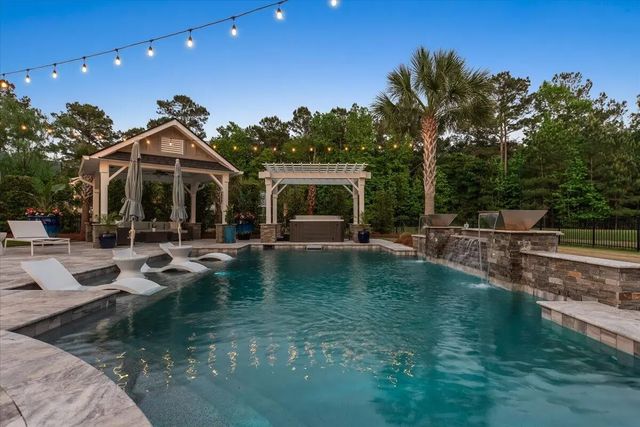 Photo of 1483 Edgemoor Avenue, Mount Pleasant SC