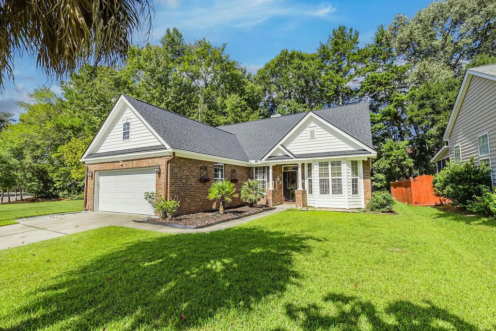 104 Carolinian Drive, Summerville