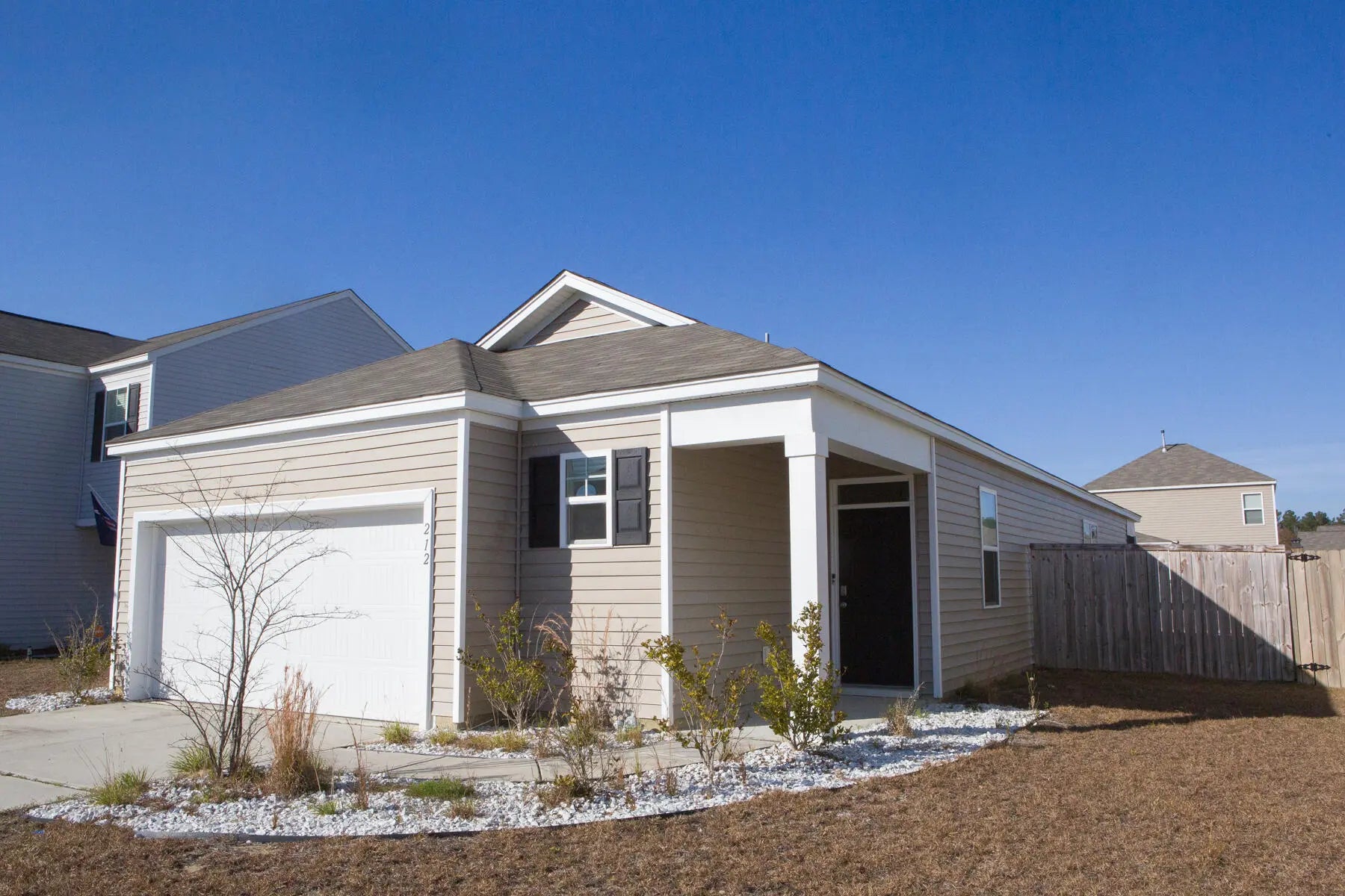 Photo of Listing #26000583