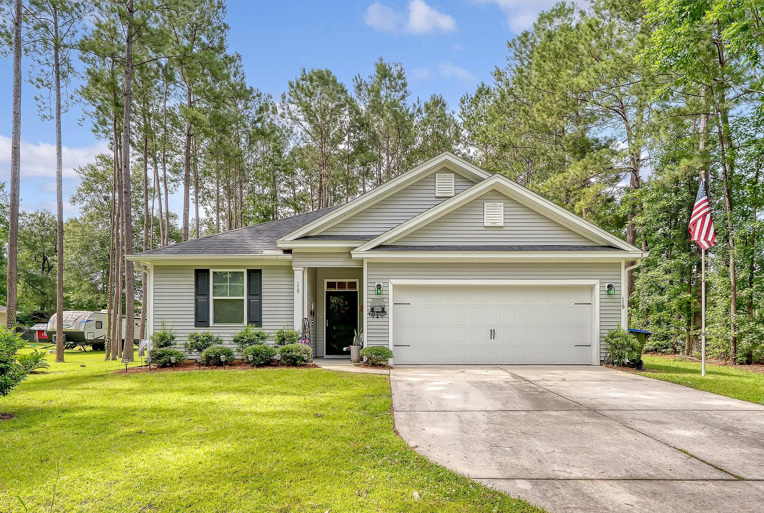 Photo of Listing #24030571