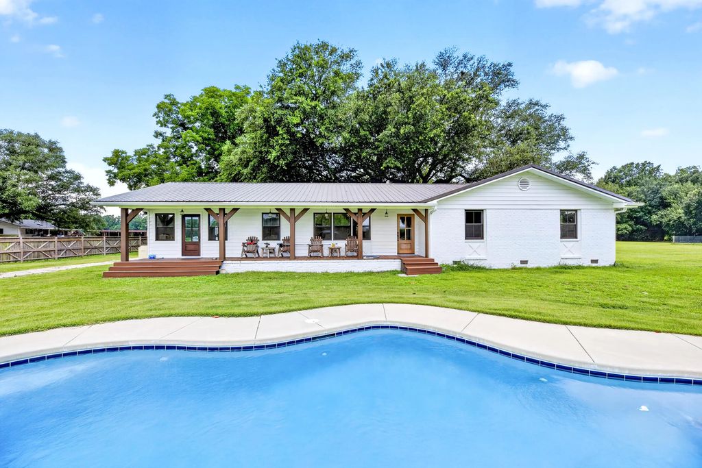 294 Nates Store Road, Cameron