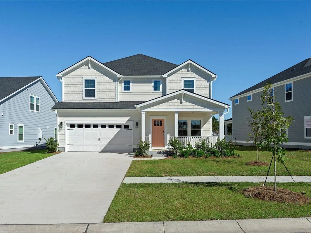444 Radiant Blue Way, Summerville