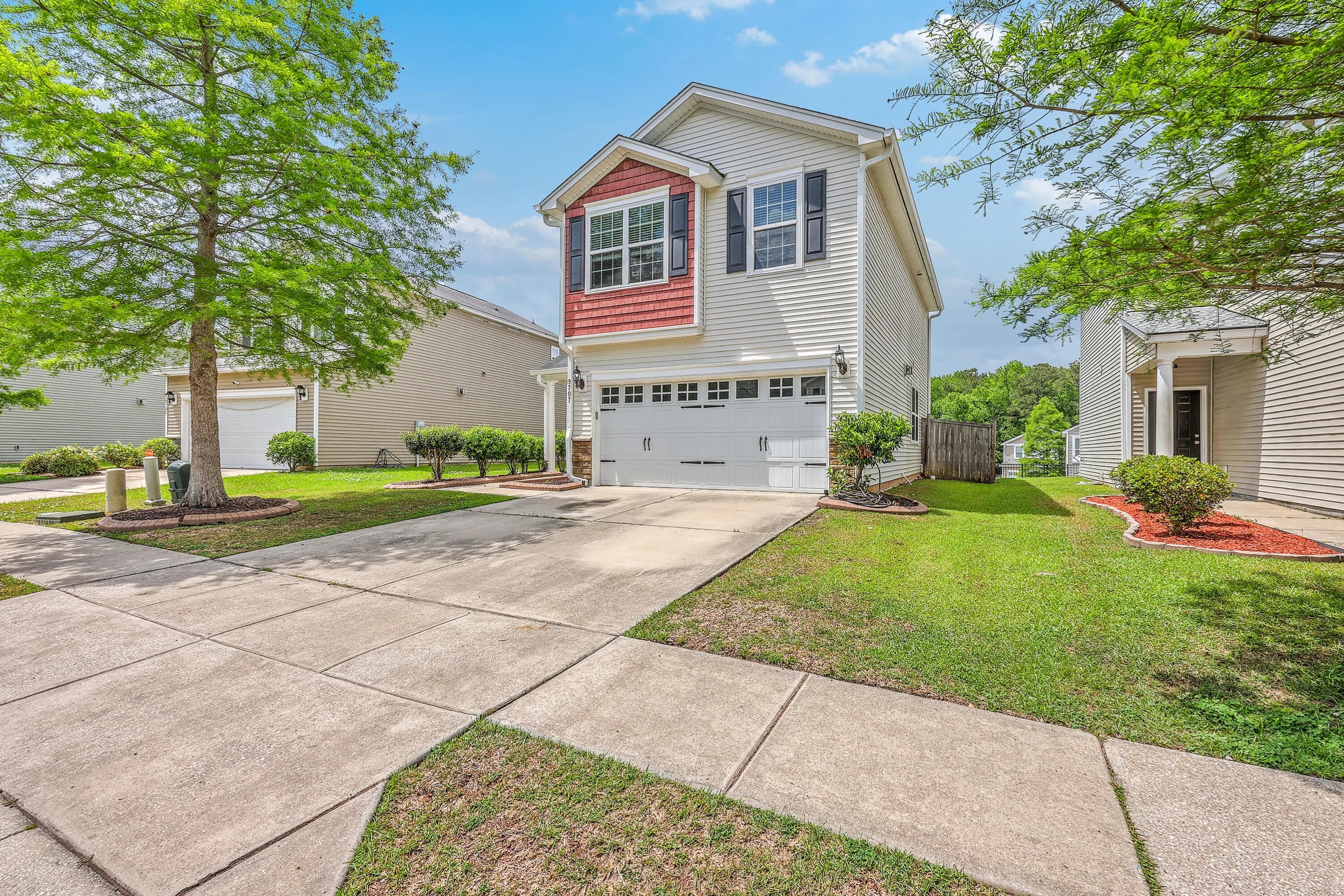 Photo of Listing #25011689