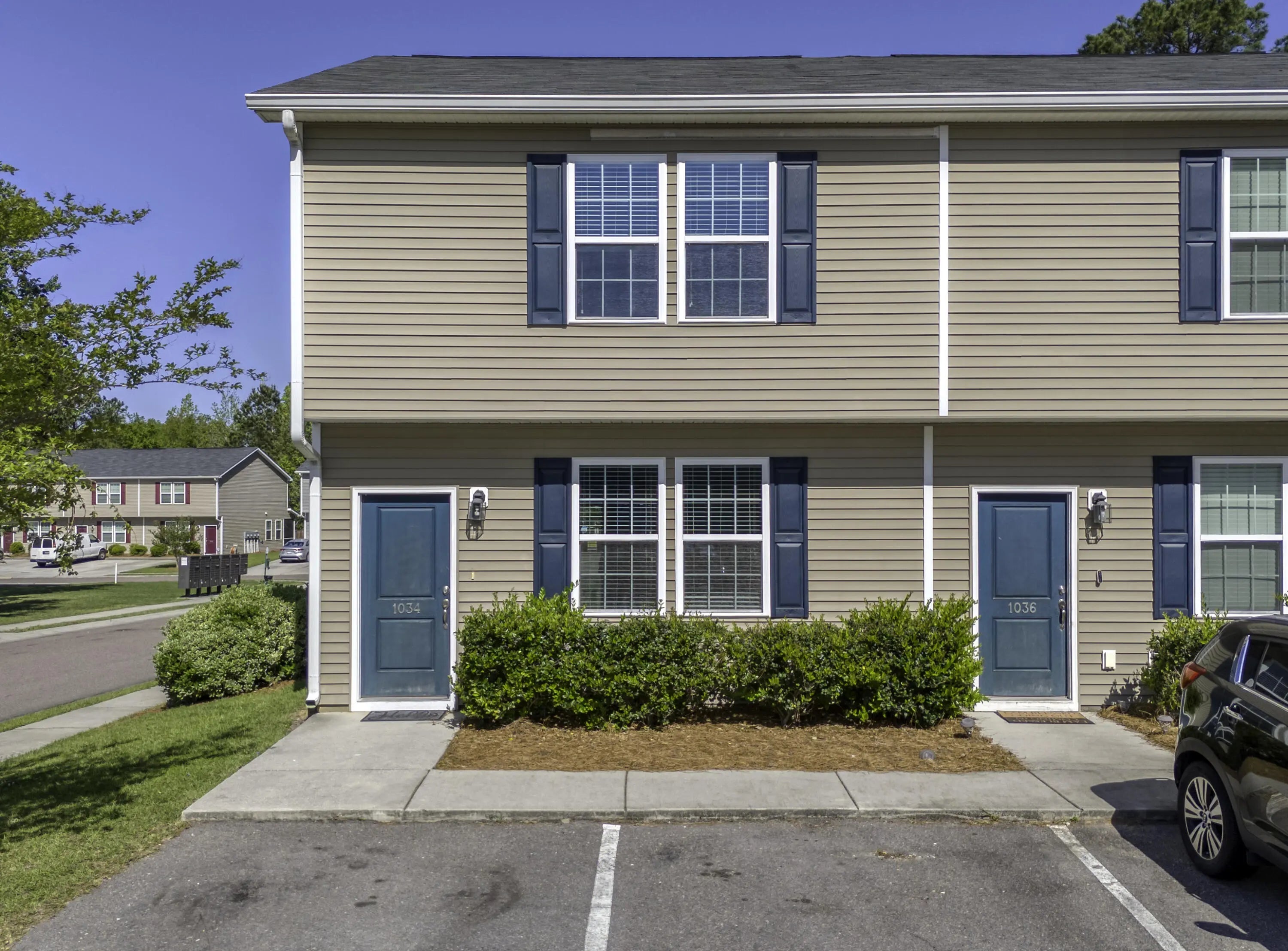 Photo of Listing #25015603