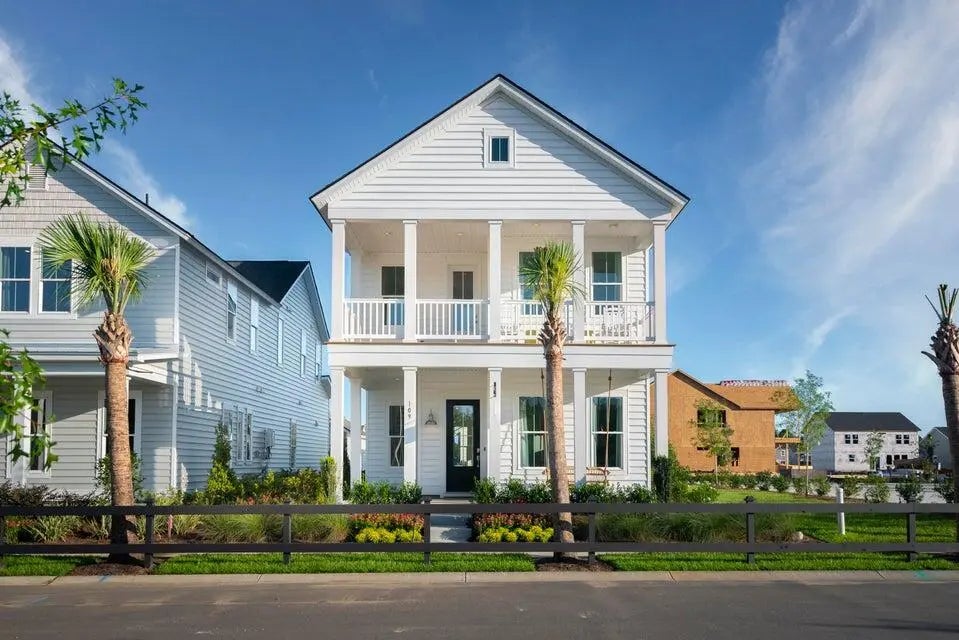 112 Golden Allagash Way, Summerville