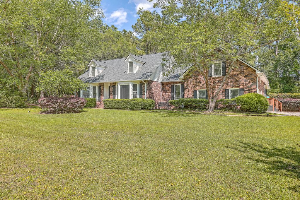 110 Beaverton Court, Summerville