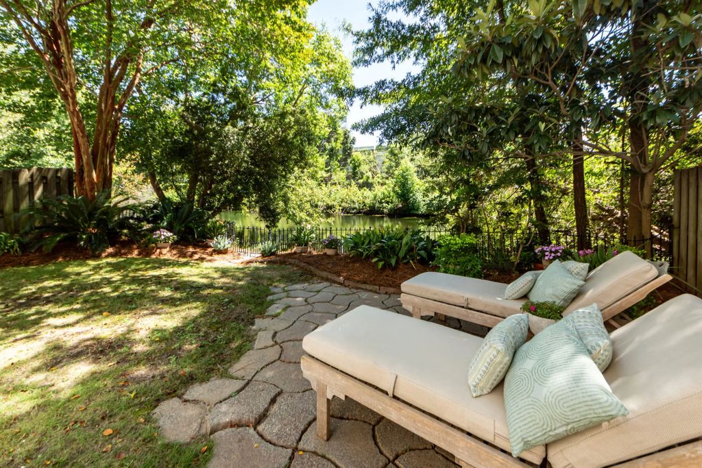 1069 Mathis Ferry Road, Mount Pleasant