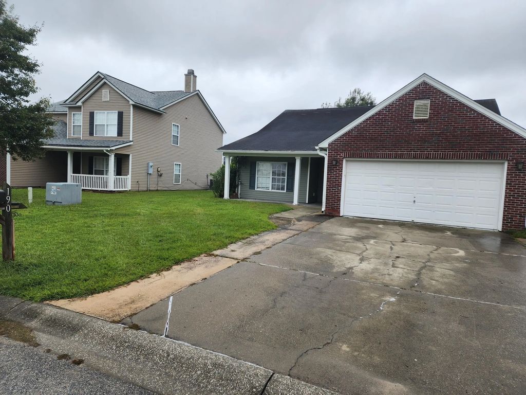 190 Southport Drive, Summerville