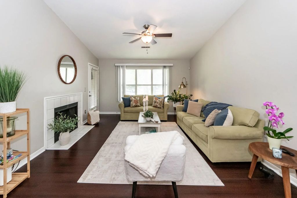 2011 N Highway 17 2100q, Mount Pleasant