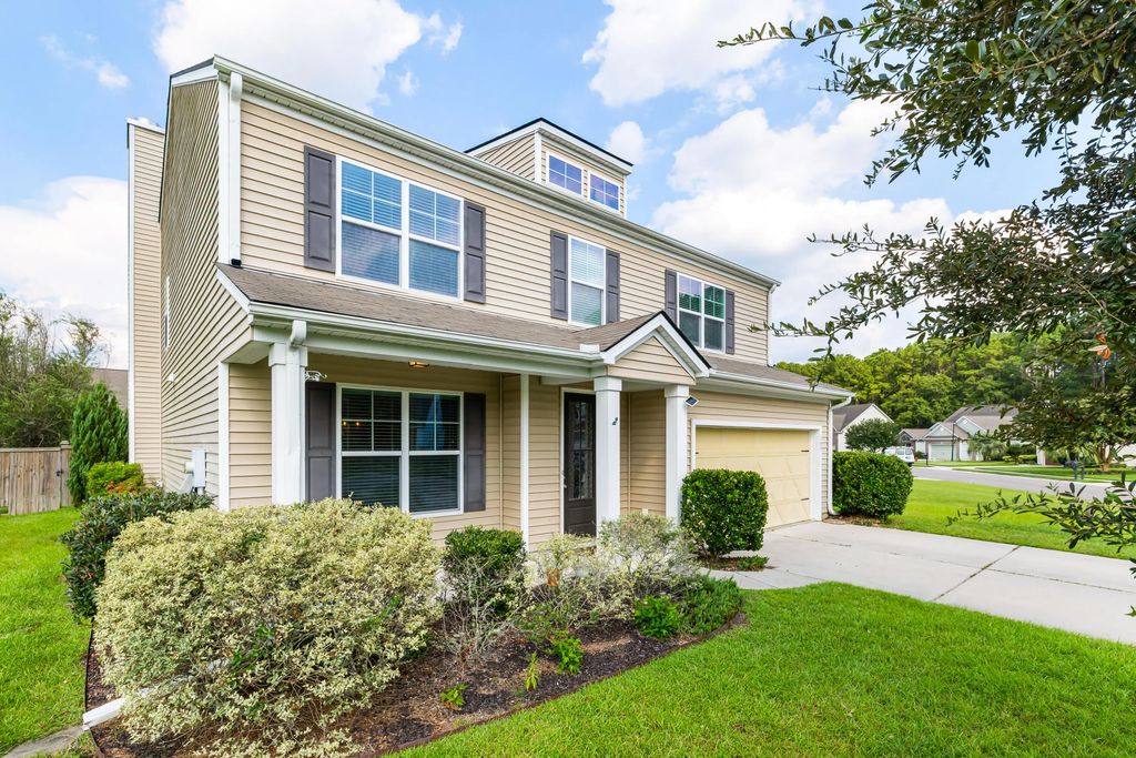 148 Carolina Wren Avenue, Moncks Corner