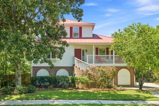 Photo of 221 Marsh Oaks Drive, Charleston SC