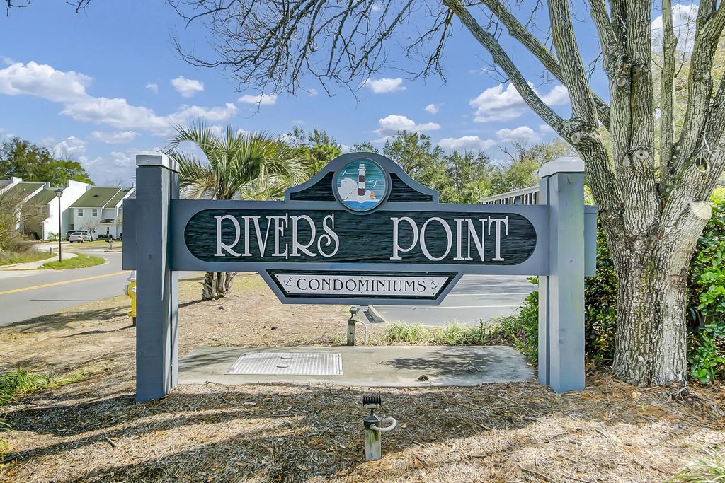 21 Rivers Point Row Apt 3e, Charleston