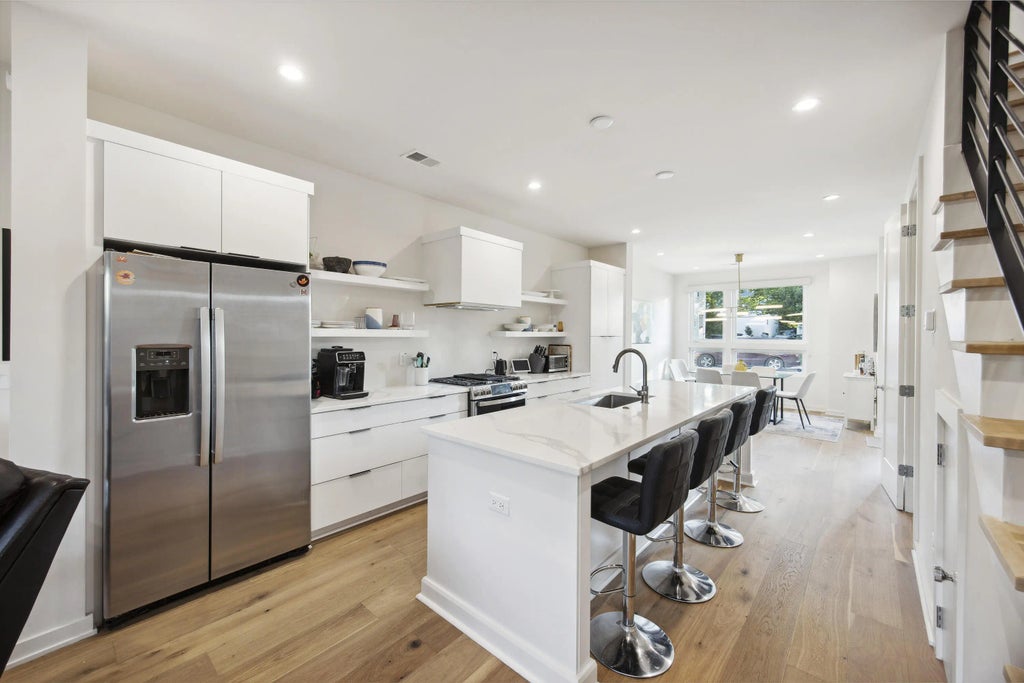 14 F Street B, Charleston