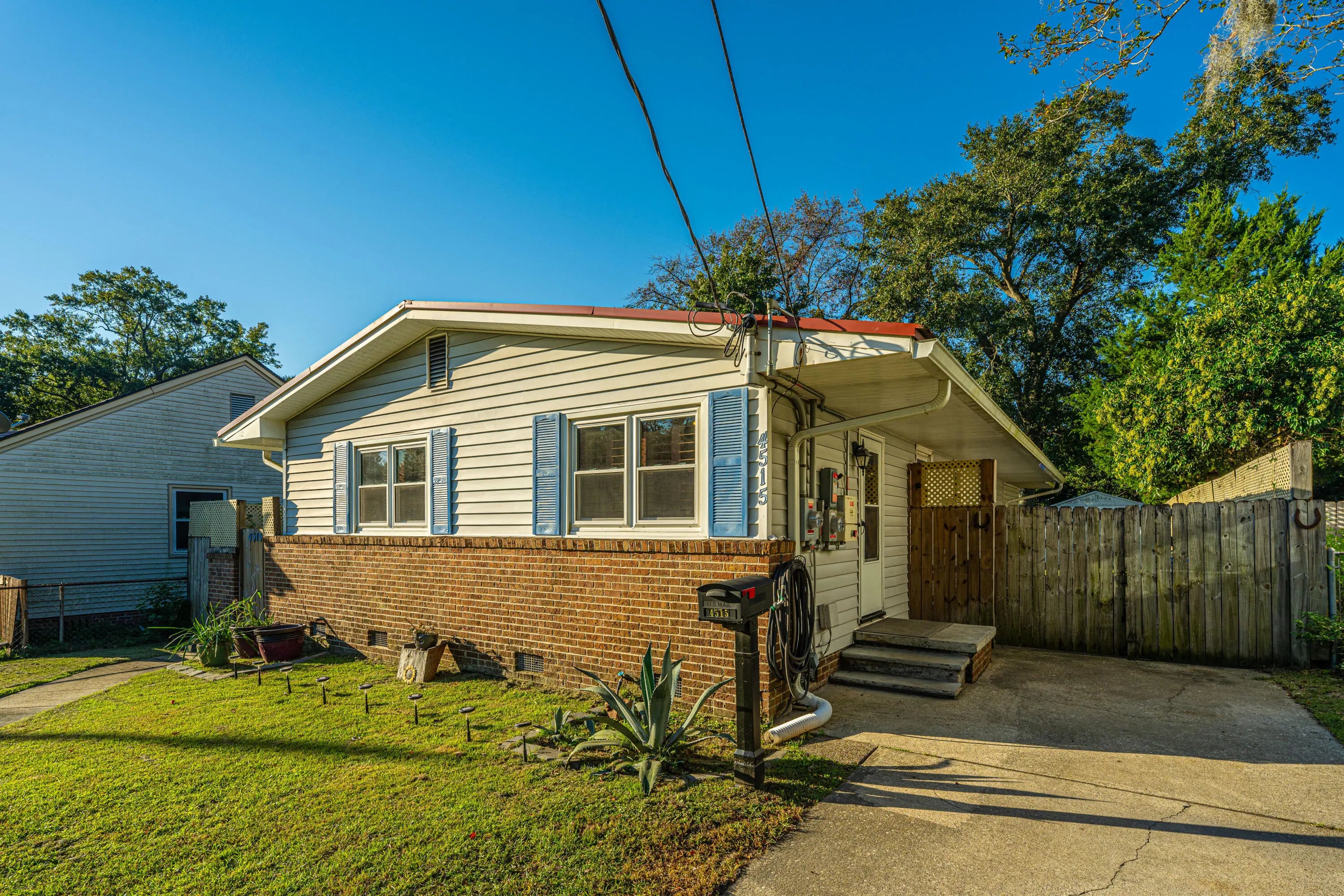 Photo of Listing #25012096