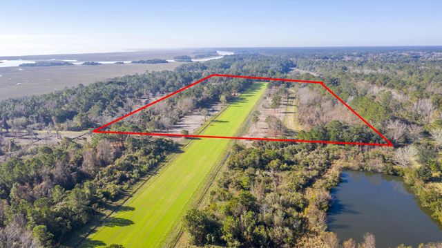 Photo of 1007 Morants Point Road, McClellanville SC