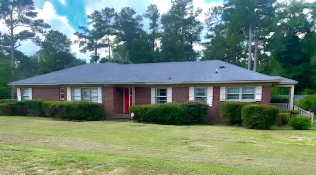 213 Maner Drive, Allendale