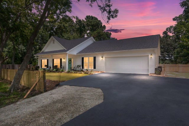 Photo of 1024 Greenhill Road, Charleston SC