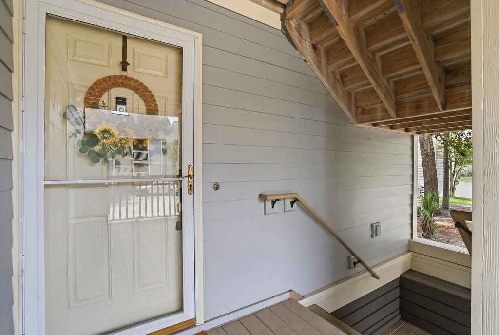 207 Little Oak Island Drive, Folly Beach