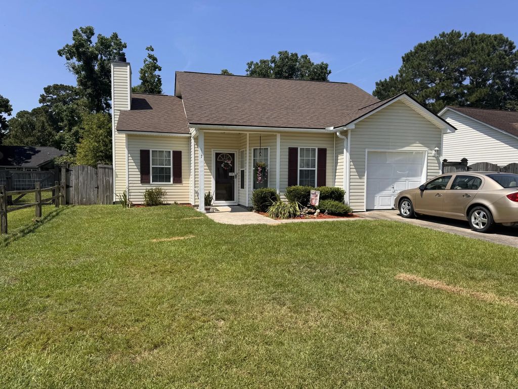 117 Coventry Road, Summerville