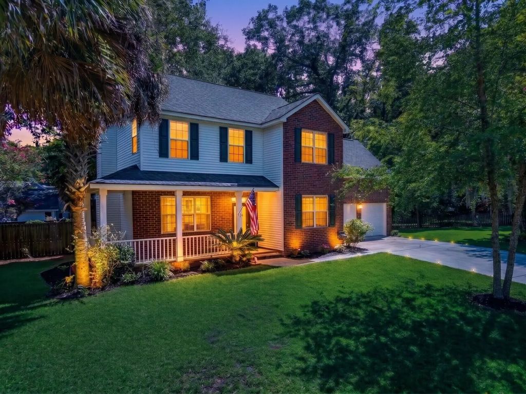 111 Bonneau Court, Summerville