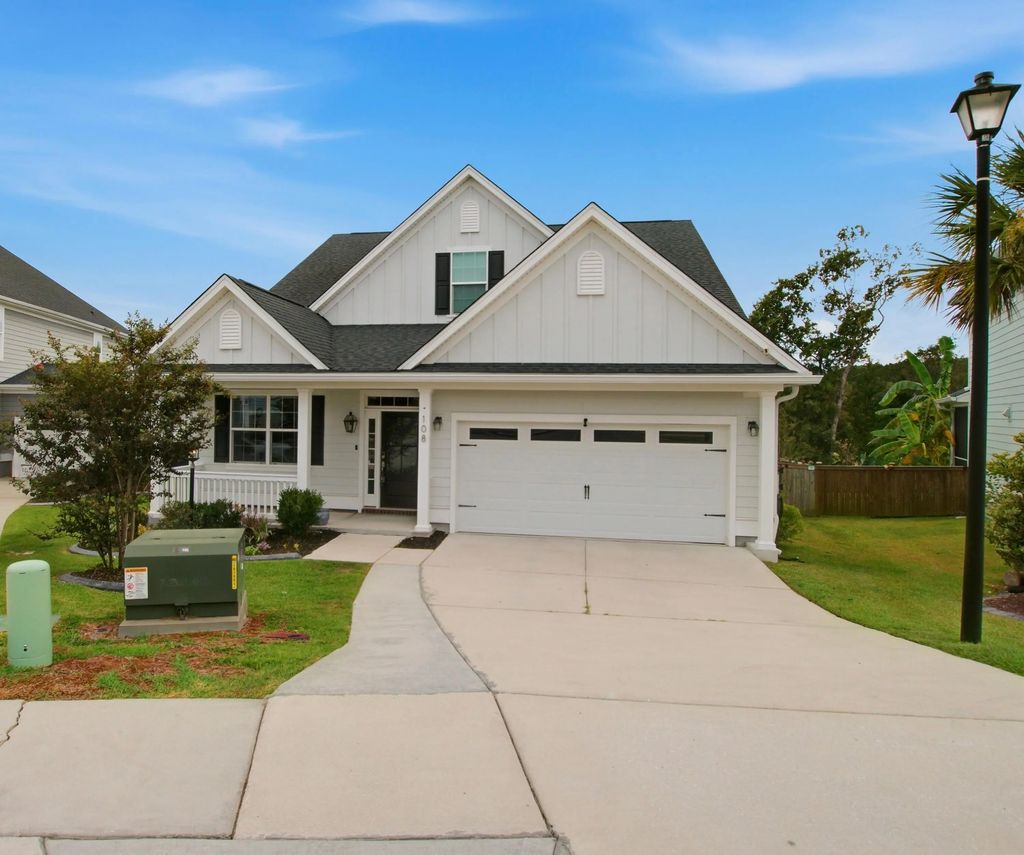 108 Barbour Court, Moncks Corner