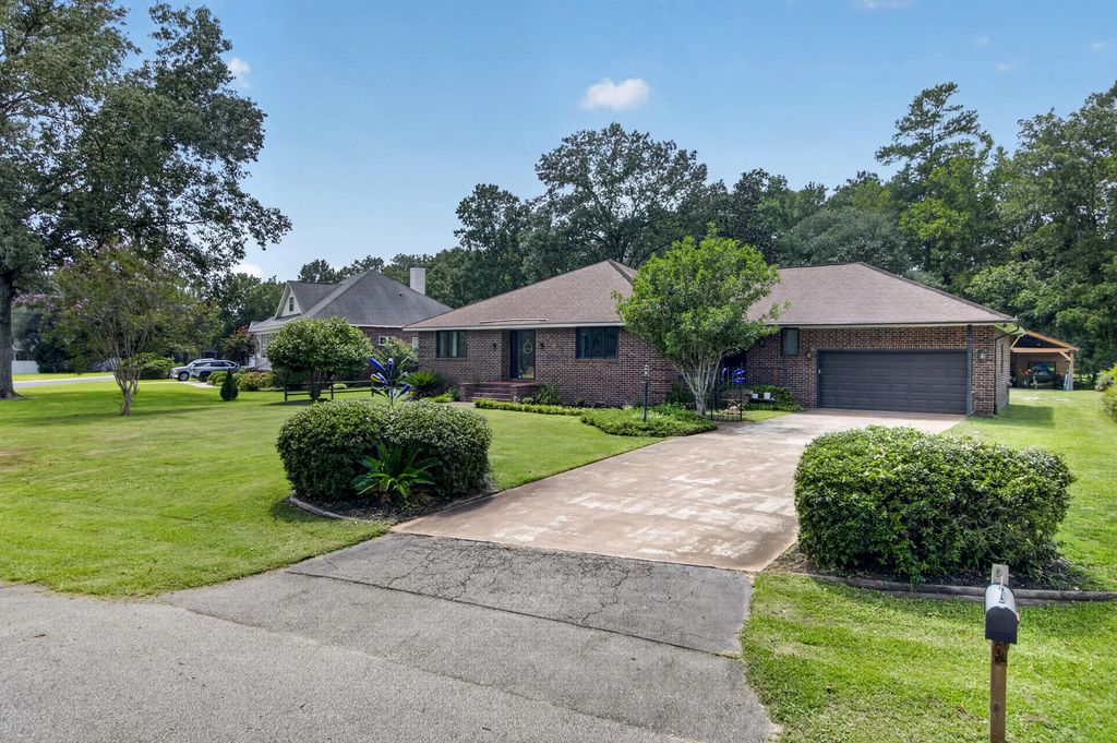 1103 Cass Drive, Moncks Corner