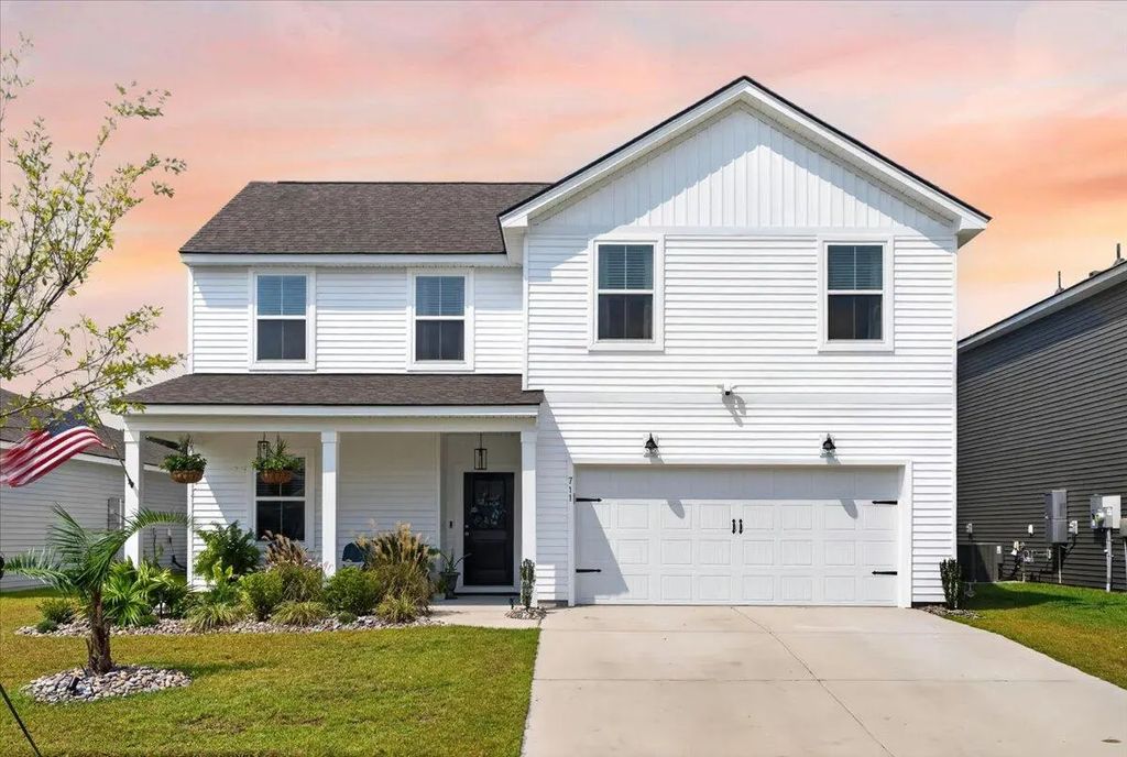 711 Willow Bark Court, Summerville