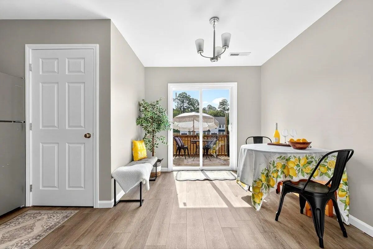 Photo of Listing #25021011