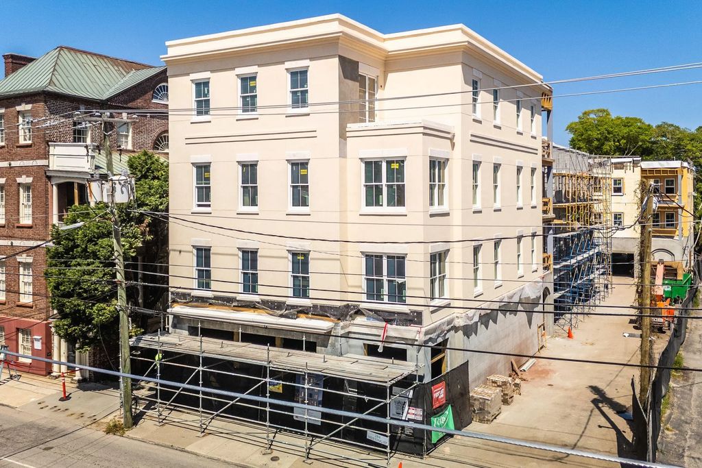 284 Meeting Street 202, Charleston
